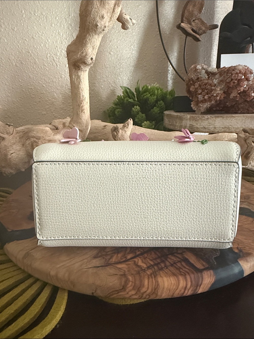 Kate Spade White Top-Handle Mini Bag with Pink Floral Appliqué, never used. - Picture 8 of 9